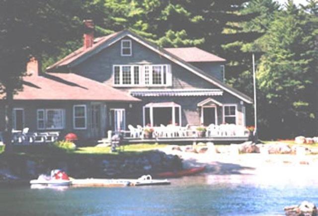 Oliver Lodge Meredith Esterno foto